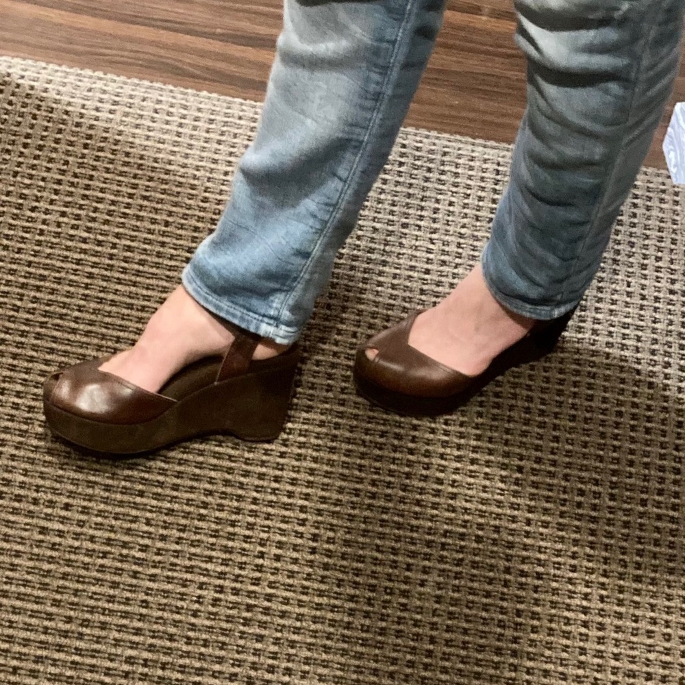Brown leather/suede platform wedge  sandals S 8